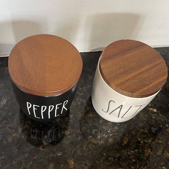 Rae Dunn - SALT /PEPPER - set - Picture 2 of 2